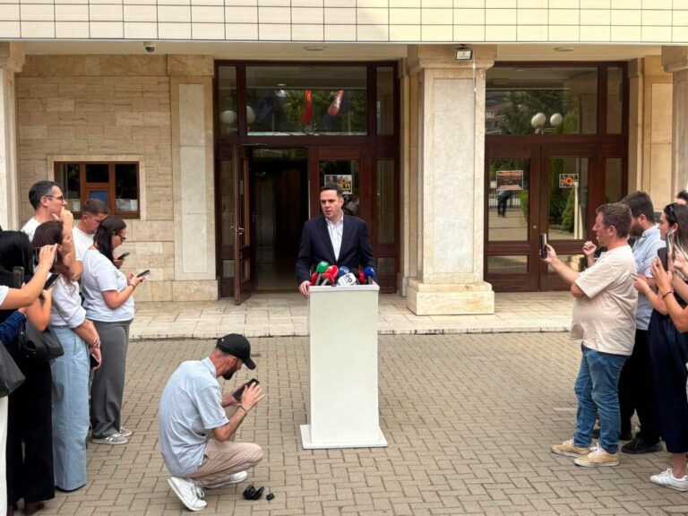 Abdixhiku: LDK-ja dhe LVV-ja ende larg marrëveshjes, s’u dakorduam as për presidentin