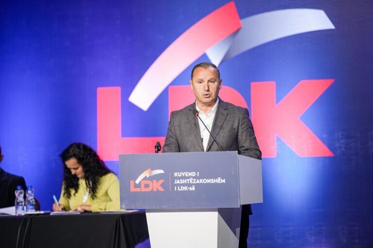 Zemaj ironizon Kurtin për kërkesën për president me “vlera e merita”