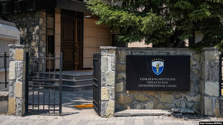 Lista Serbe e dërgon në Kushtetuese çështjen e mandatit të Nenad Rashiqit