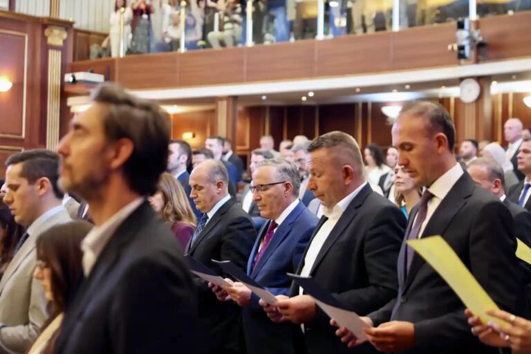 PDK akuzon Kurtin për bllokim të konstituimit të Kuvendit