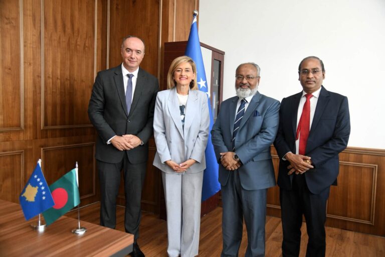Kusari-Lila takon delegacionin e Bangladeshit, diskutohet rritja e bashkëpunimit ekonomik
