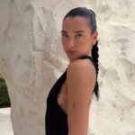 Dua Lipa feston 31-vjetorin në Ibiza