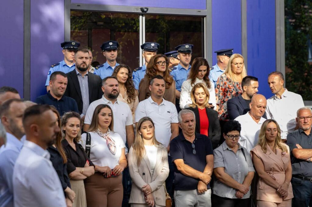 PDK kërkon zhbllokimin e institucioneve: Pasojat po ndihen edhe në komuna