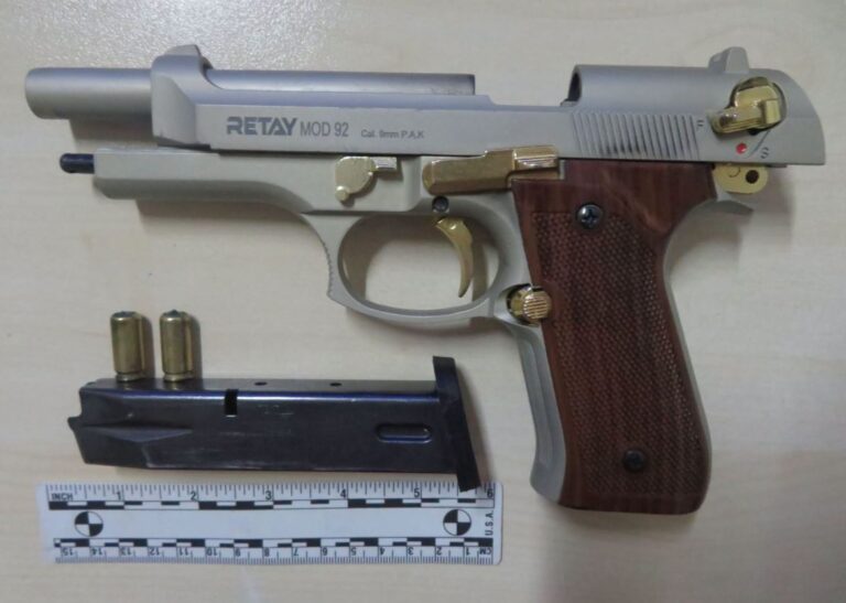 Arrestohet njё (1) person i dyshuar për veprën penale: ‘mbajtja nё pronësi, kontroll ose posedim i paautorizuar i armës pёrdorimi i armёs apo mjetit tё rrezikshёm’