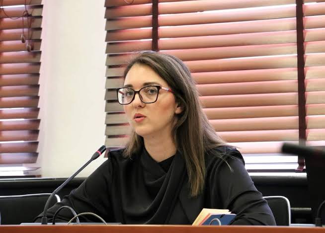 Kryeziu-Hyseni: Kurti mori mbi dyfishin e votave të PDK-së