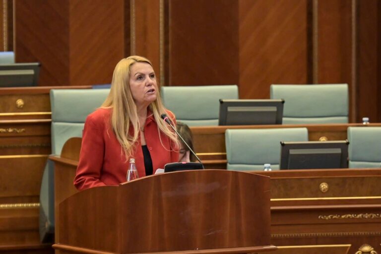 Kadrijaj: Kurti nuk është mbi shtetin dhe Kushtetutën