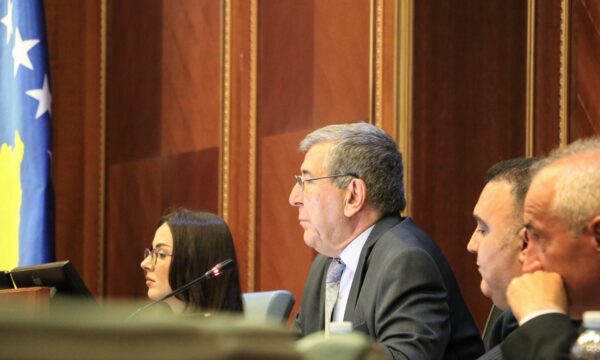 Dehari kërkon marrëveshje politike: “Pa dakordim për Presidentin, vendi rrezikon zgjedhjet”