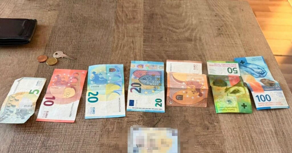 Qytetari nga Shtimja gjen portofolin me para dhe dokumente dhe ia dorëzon policisë