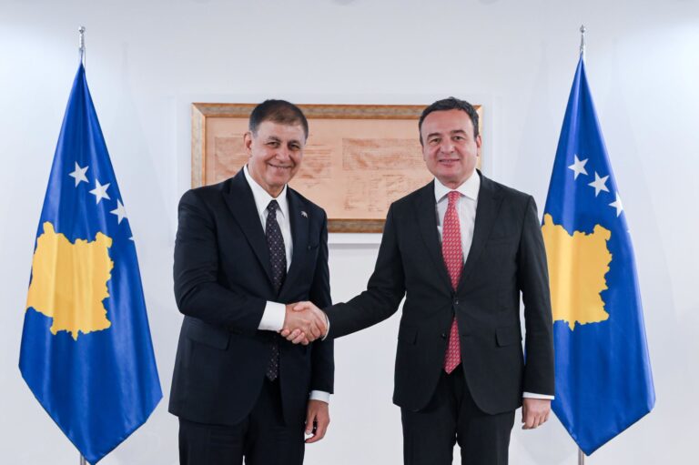Kurti pret kryetarin e Izmirit, diskutojnë zgjerimin e bashkëpunimit me Kosovën