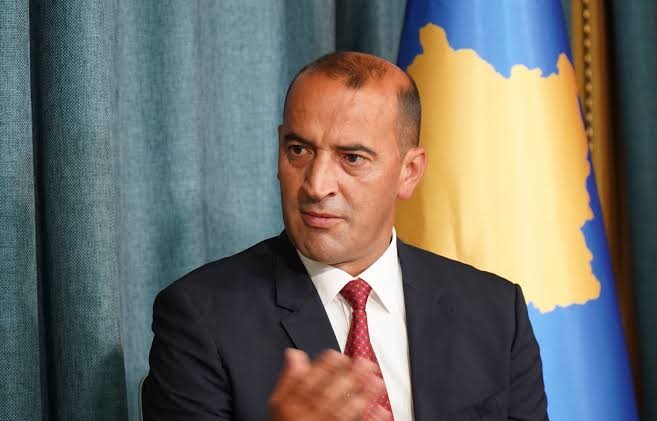 Haradinaj kritikon Kurtin: 25 miliardë euro të shpenzuara, asnjë autostradë e përfunduar