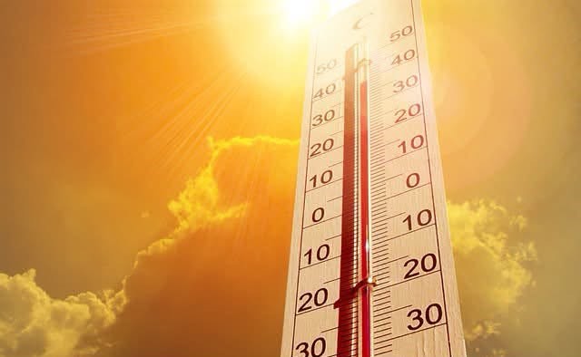 Mot i nxehtë edhe sot, temperaturat deri në 35°C