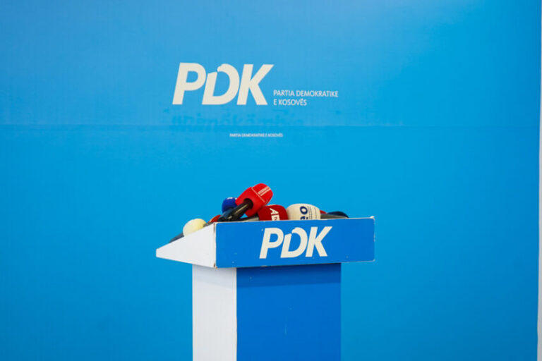PDK refuzon ftesën për takim me Kurtin