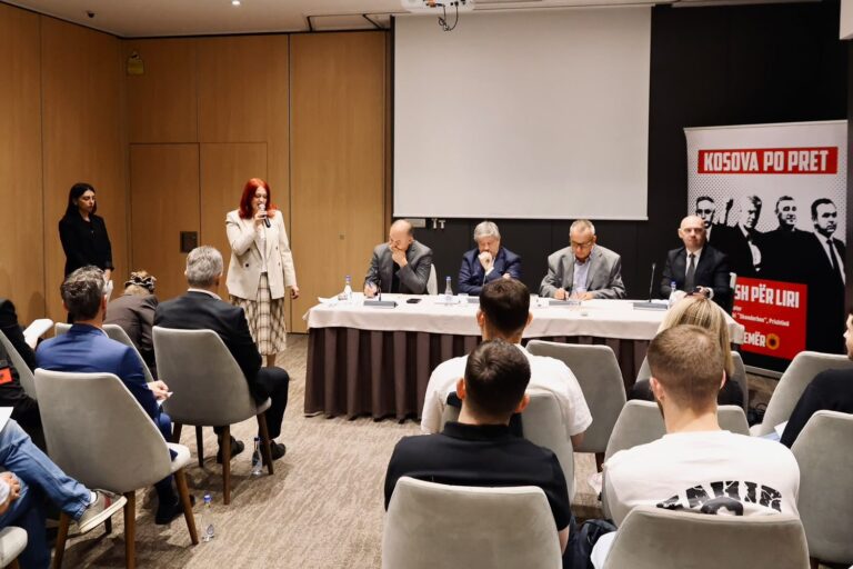 Konferencë për UÇK-në, diskutime për luftën dhe procesin në Hagë