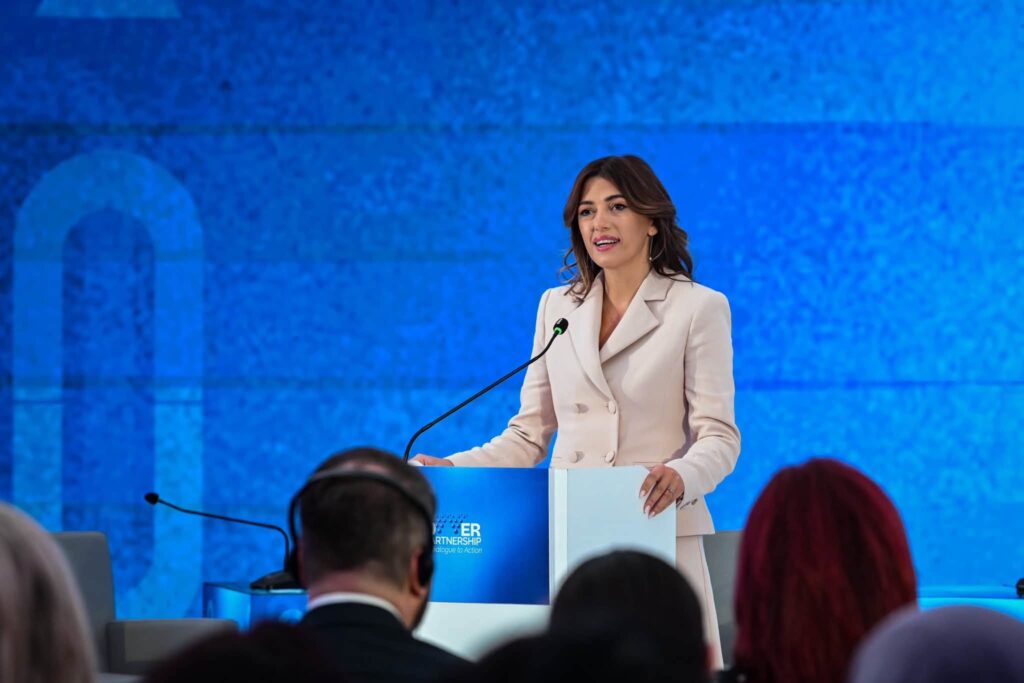 Haxhiu: Duhet më shumë gra në pozita udhëheqëse