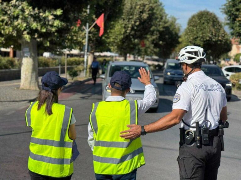 Fëmijët festojnë 27-vjetorin e Policisë së Kosovës