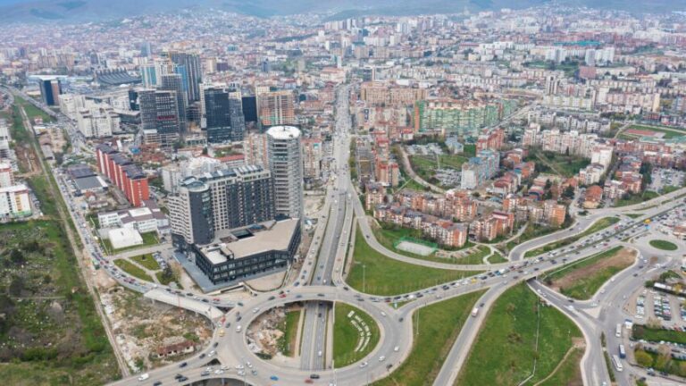 Turizmi në rritje, mbi 99 mijë vizitorë në hotele gjatë korrikut