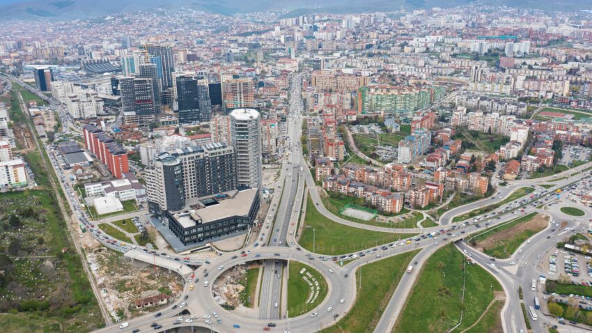 Turizmi në rritje, mbi 99 mijë vizitorë në hotele gjatë korrikut