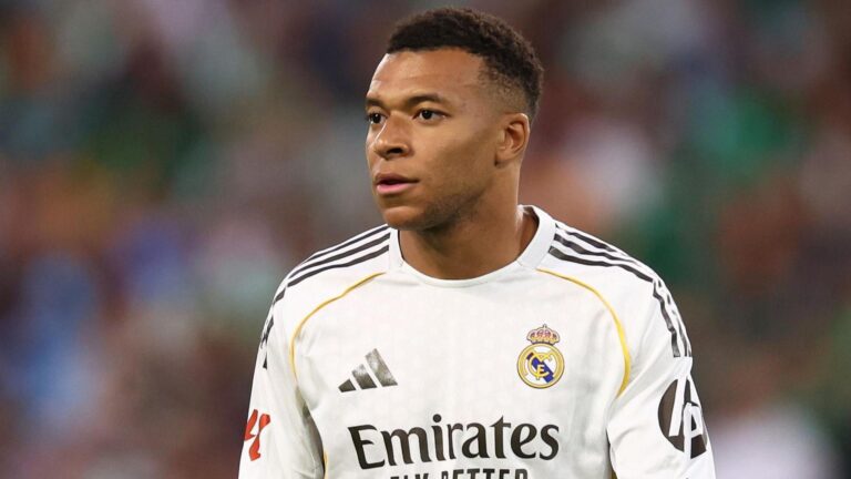 Kylian Mbappé dyshohet se ishte në listën e një grupi për rrëmbime në Francë