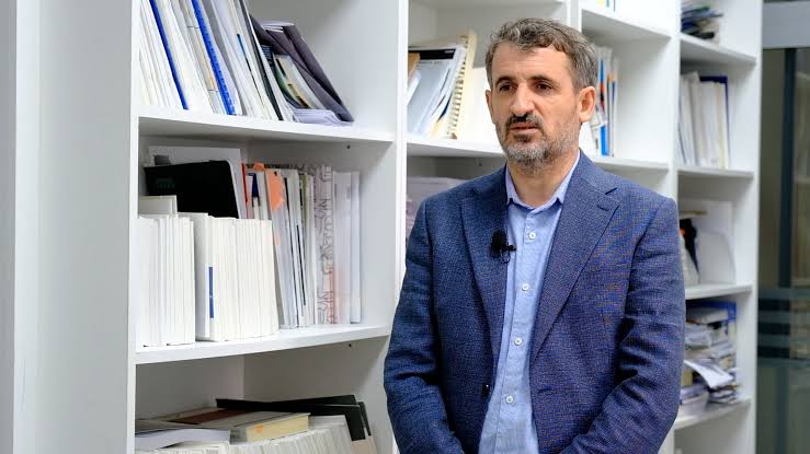Miftaraj kritikon Deharin për mënyrën e drejtimit të Kuvendit