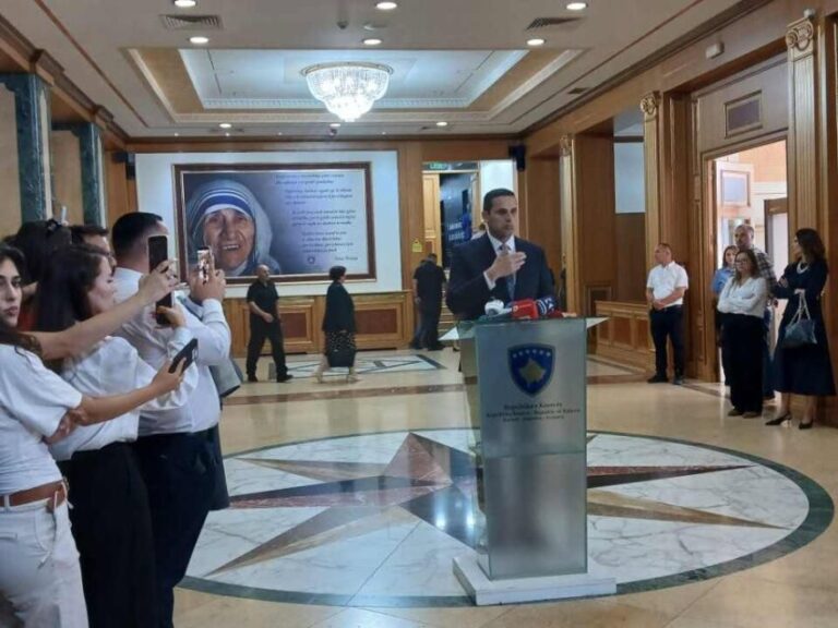 Gruda: PDK voton çdo procedurë për nënkryetarët, nëse VV garanton konstituimin
