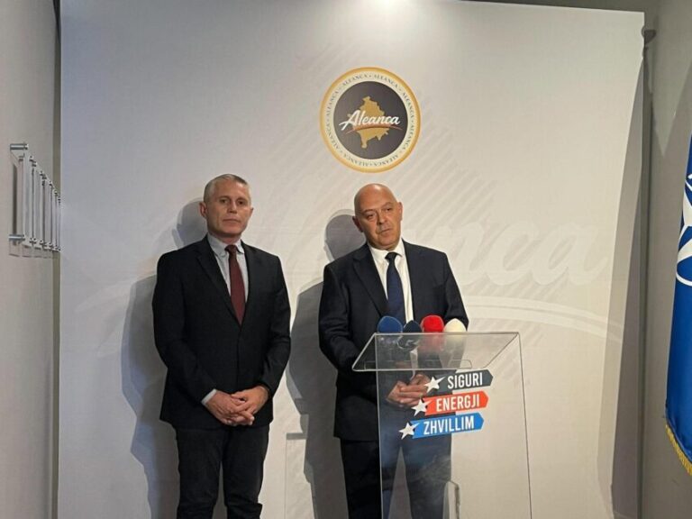 Gjini: Seanca e sotme ishte për të fituar kohë
