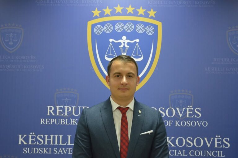 Kreshnik Kaçiu emërohet kryetar i Gjykatës Administrative