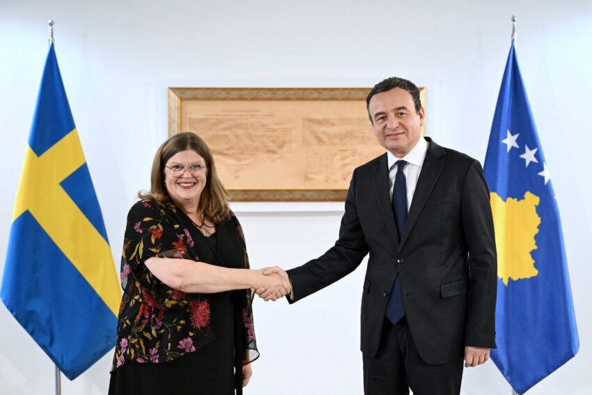 Kurti pret ambasadoren e re të Suedisë